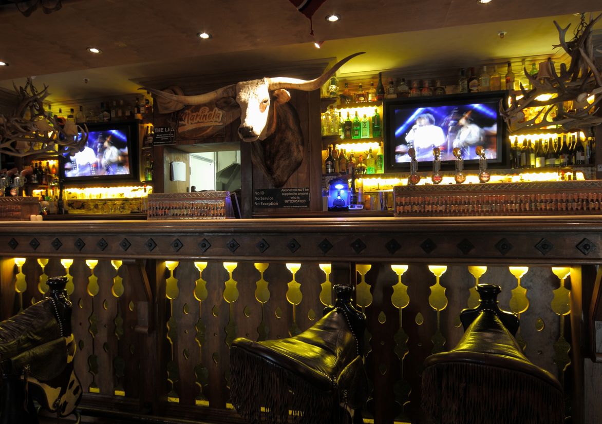 Cowboys Bar Queenstown Best Awards